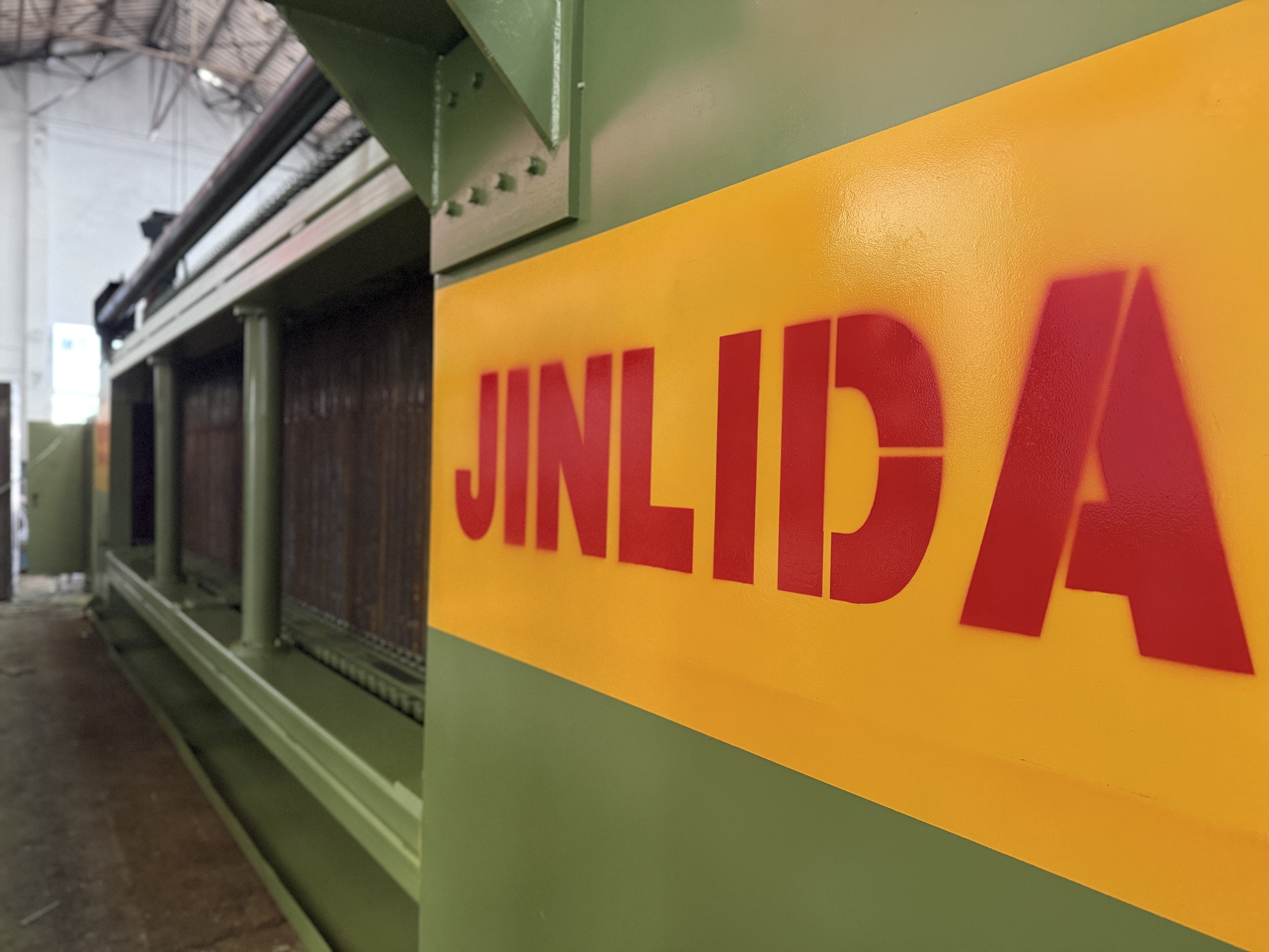 บล็อกบริษัทล่าสุดเกี่ยวกับ เครื่องจักรตาข่ายกาบิออน CNC เพิ่มประสิทธิภาพการผลิต 2-3 เท่าสำหรับผู้ผลิตในสิงคโปร์ คว้าโครงการโครงสร้างพื้นฐานขนาดใหญ่