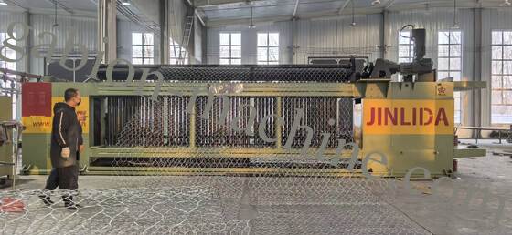 ซื้อ เครื่องเครือข่ายแกบิออน CNC ความเร็วสูง 60×80 / 80×100 / 100×120 มิลลิเมตร เครื่องเครือสายหกเหลี่ยมอัตโนมัติสําหรับการผลิตกล่องแกบิออน การผลิตออนไลน์