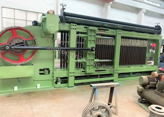ซื้อ PLC Control 4300mm Gabion Machine สังกะสี 80 * 100mm Gabion Basket สำหรับการเก็บรักษาดิน การผลิตออนไลน์